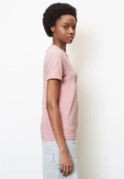 Marc O'Polo DENIM RUNDHALS MIT STRUKTUR AUS - T-Shirt Basic - Matte Rose 9 Marc O'Polo DENIM RUNDHALS MIT STRUKTUR AUS - T-Shirt Basic - Matte Rose -Mode Familie 74791e866a06412ea6b85d67f6233def