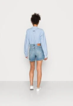 Marc O'Polo DENIM HIGH WAIST BERMUDA LENGTH - Jeans Shorts - Multi/vintage Mid Blue -Mode Familie 77e54da1275443caa03cfe5f97f01fc3