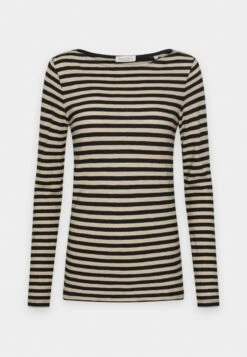 Marc O'Polo LONG SLEEVE BOAT NECK - Langarmshirt - Frosty Sand 9 Marc O'Polo LONG SLEEVE BOAT NECK - Langarmshirt - Frosty Sand -Mode Familie 786256c996bf4ae58bde17ebffb0dd9c 1