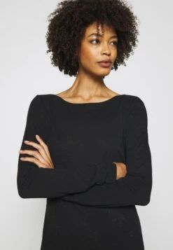 Marc O'Polo LONG SLEEVE BOAT NECK - Langarmshirt - Black 10 Marc O'Polo LONG SLEEVE BOAT NECK - Langarmshirt - Black -Mode Familie 78705702e4cd4a92af2cf558784db6dc