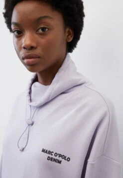 Marc O'Polo DENIM MIT EINGESETZTEM STEHKRAG - Sweatshirt - Sugared Almond -Mode Familie 7cd4b05fa62e43b0ae430a8638cdd4d0