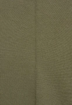 Marc O'Polo V-NECK - Langarmshirt - Wild Olive 8 Marc O'Polo V-NECK - Langarmshirt - Wild Olive -Mode Familie 84d90e231feb4d348de7a072c561da9c