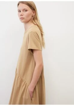 Marc O'Polo DENIM DRESS T-SHIRT STYLE HEAVY RAW RUFFLES - Jerseykleid - Bright Chestnut -Mode Familie 8b55c21bcc154e79bf8b3db14f629eb9