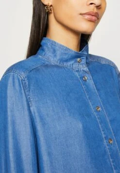 Marc O'Polo DRESS SHORT STYLE GATHERING - Jeanskleid - Washed Mid Blue 11 Marc O'Polo DRESS SHORT STYLE GATHERING - Jeanskleid - Washed Mid Blue -Mode Familie 8c0e7422a1194afc833f41f73cad7a47