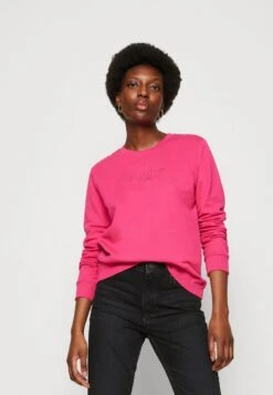 Marc O'Polo DENIM BASIC FIT CREW NECK LOGO EMBROIDERY - Sweatshirt - Fresh Fuschia -Mode Familie 8c3c409399d54390b3e808a0ca311020