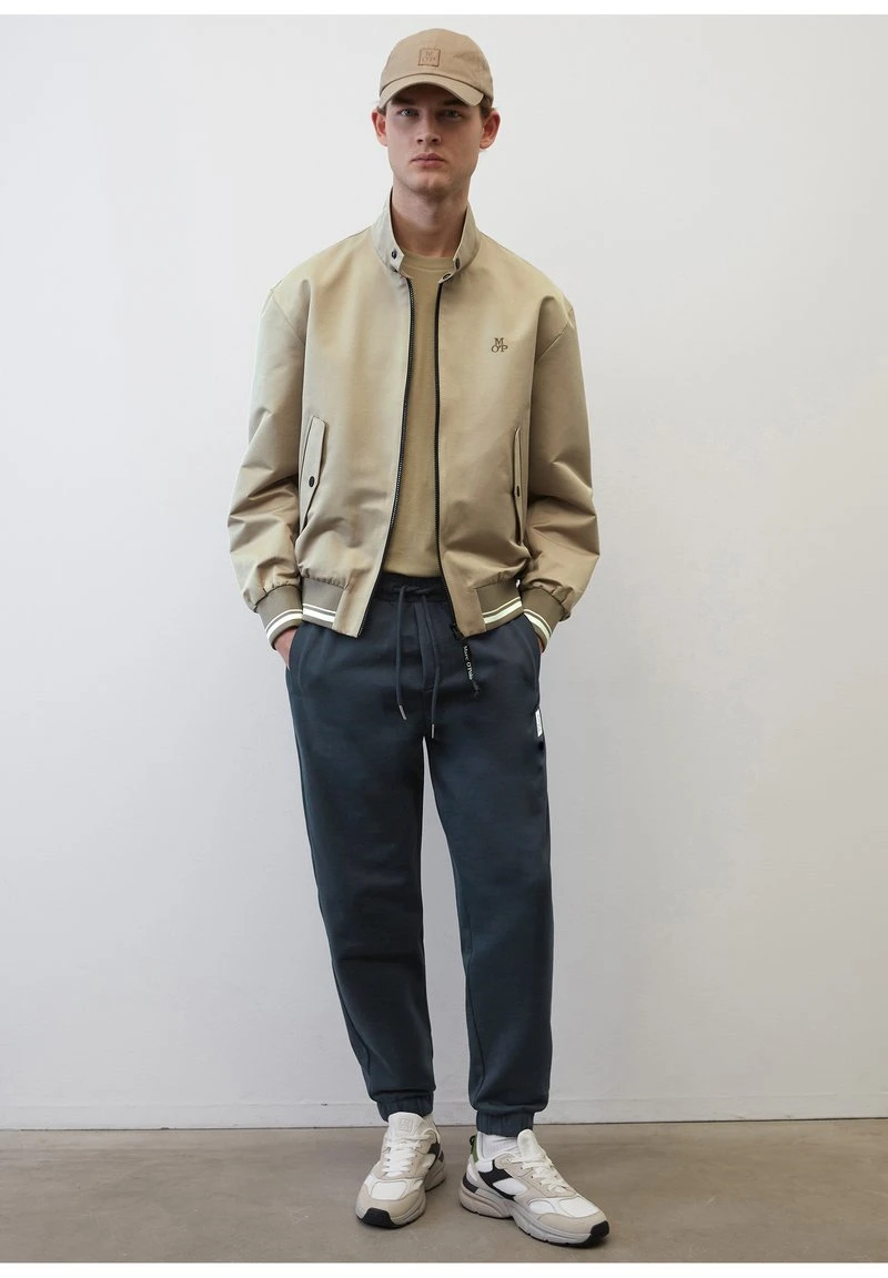 Marc O'Polo REGULAR MIT STEHKRAGEN - Bomberjacke - Soft Mocca 5 Marc O'Polo REGULAR MIT STEHKRAGEN - Bomberjacke - Soft Mocca – Bild 5