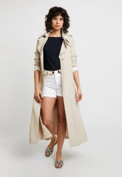 Marc O'Polo SHORT SLEEVE BOAT NECK - T-Shirt Basic - Manic Midnight 8 Marc O'Polo SHORT SLEEVE BOAT NECK - T-Shirt Basic - Manic Midnight -Mode Familie 9048ba0ea9a946e9a6219f12c0cbfa41