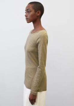 Marc O'Polo LONG SLEEVE BOAT NECK - Langarmshirt - Dusty Earth 9 Marc O'Polo LONG SLEEVE BOAT NECK - Langarmshirt - Dusty Earth -Mode Familie 92b5cdcc023e4d139de6063c5b56bd3a