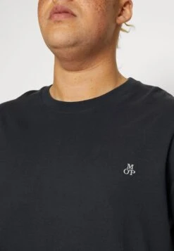 Marc O'Polo SHORT SLEEVE LOGO PRINT BIG SIZE - T-Shirt Basic - Dark Navy -Mode Familie 990d4d83a4c24d9da7f3d38866f30f0c