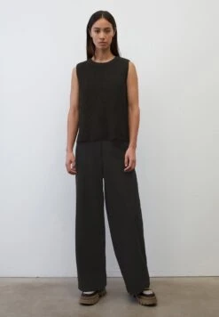 Marc O'Polo PULLUNDER SLEEVELES ROUND NECK - Strickpullover - Black 10 Marc O'Polo PULLUNDER SLEEVELES ROUND NECK - Strickpullover - Black -Mode Familie 9aae83ca271840ec97295a7ba332794b