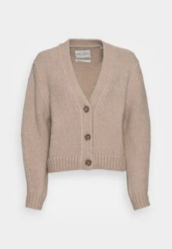 Marc O'Polo CARDIGAN LONGSLEEVE V NECK - Strickjacke - Frosty Sand 9 Marc O'Polo CARDIGAN LONGSLEEVE V NECK - Strickjacke - Frosty Sand -Mode Familie 9b34c3ddd3a949f2b198cf68fe675cd2 1