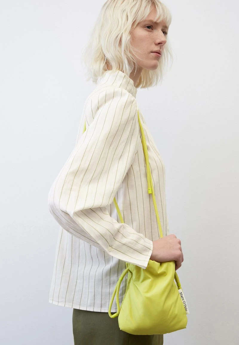 Marc O'Polo KIRSTI - Umhängetasche - Lime Green 1 Marc O'Polo KIRSTI - Umhängetasche - Lime Green