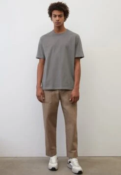 Marc O'Polo REGULAR - T-Shirt Basic - Moonless Sky 10 Marc O'Polo REGULAR - T-Shirt Basic - Moonless Sky -Mode Familie a0553c25675f485ba1153cea939604f1