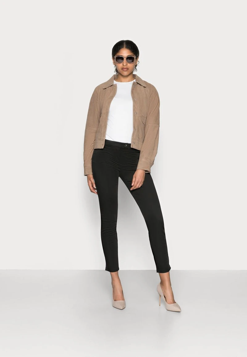 Marc O'Polo LAXA - Stoffhose - Black 2 Marc O'Polo LAXA - Stoffhose - Black – Bild 2