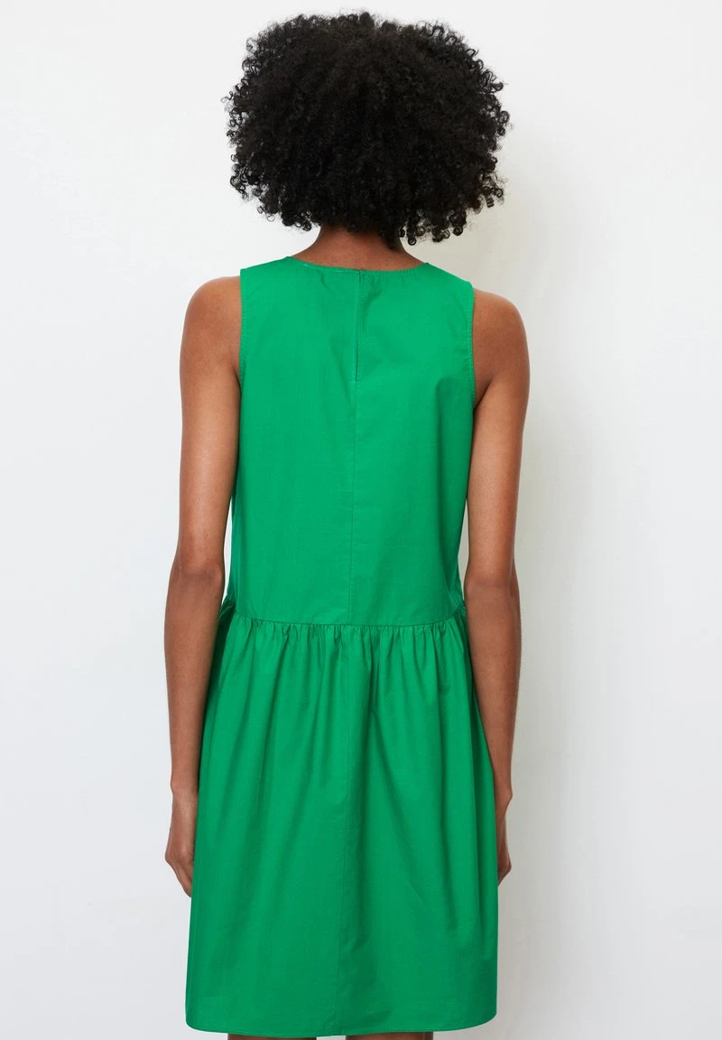 Marc O'Polo SLEEVELESS VOLUMINOUS FIT - Freizeitkleid - Vivid Green 3 Marc O'Polo SLEEVELESS VOLUMINOUS FIT - Freizeitkleid - Vivid Green – Bild 3
