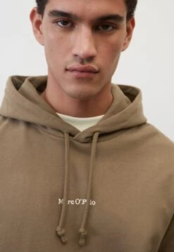 Marc O'Polo KAPUZEN- REGULAR AUS REINER BIO - Kapuzenpullover - Nutshell 8 Marc O'Polo KAPUZEN- REGULAR AUS REINER BIO - Kapuzenpullover - Nutshell -Mode Familie a7ee8252f4e942a4b1f3ec98526b307e