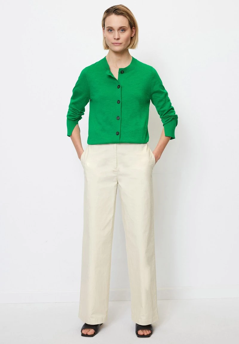 Marc O'Polo REGULAR AUS SLUB - Strickjacke - Vivid Green 2 Marc O'Polo REGULAR AUS SLUB - Strickjacke - Vivid Green – Bild 2