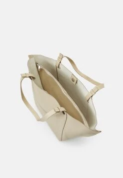 Marc O'Polo BINJA - Shopping Bag - Frosty Sand 8 Marc O'Polo BINJA - Shopping Bag - Frosty Sand -Mode Familie a890e3b9fc78475b94bcc82ec795ba45