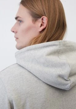 Marc O'Polo KAPUZEN- REGULAR AUS REINER BIO - Kapuzenpullover - Silver Gray Melange -Mode Familie ac4431af94484f248d5a3299cc70ce25