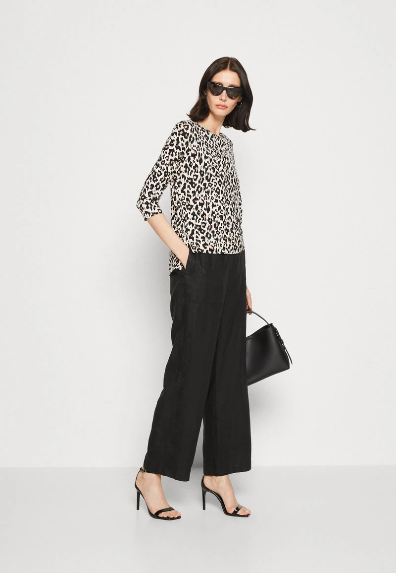 Marc O'Polo Stoffhose - Black 2 Marc O'Polo Stoffhose - Black – Bild 2