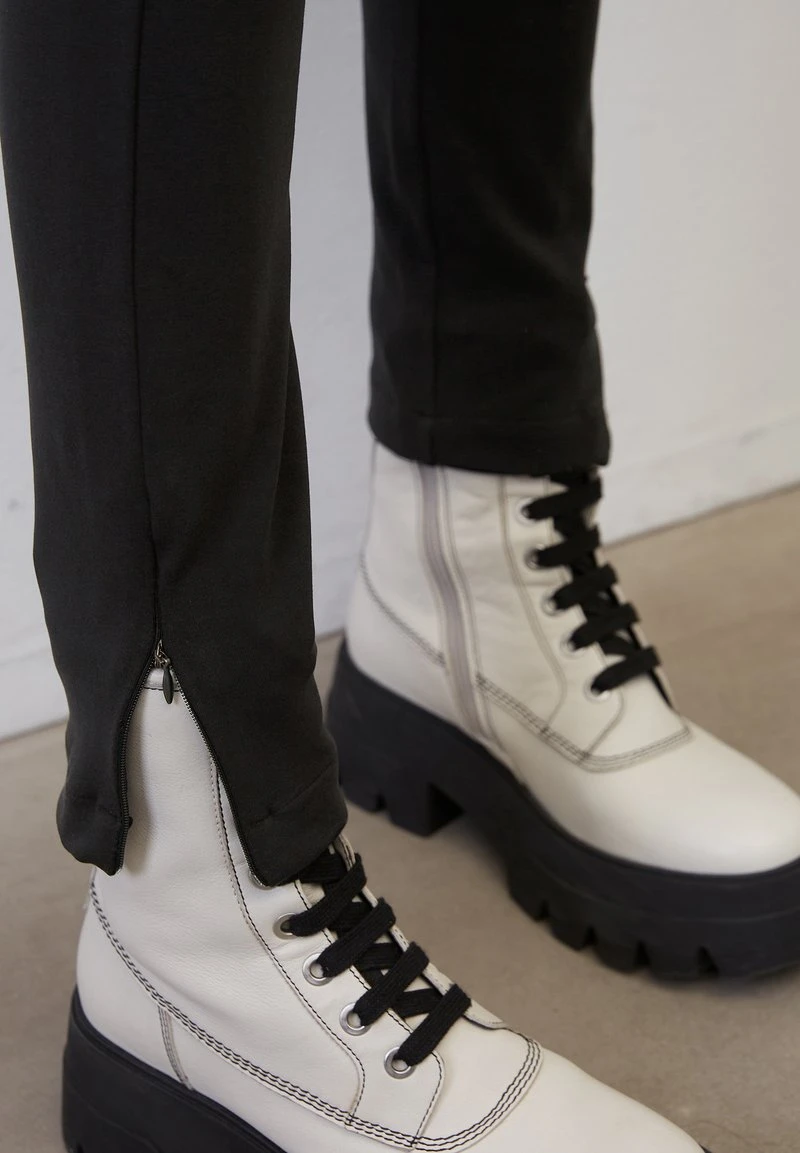 Marc O'Polo MIT HOHEM ANTEIL - Leggings - Hosen - Black 4 Marc O'Polo MIT HOHEM ANTEIL - Leggings - Hosen - Black – Bild 4