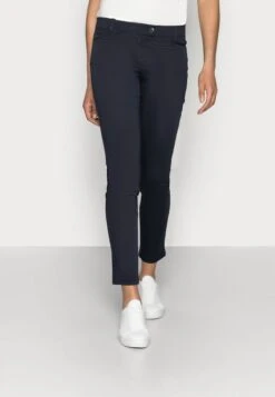 Marc O'Polo LAXA - Stoffhose - Thunder Blue 11 Marc O'Polo LAXA - Stoffhose - Thunder Blue -Mode Familie aeeb08c016644c949968cdcc9e5b5449 1