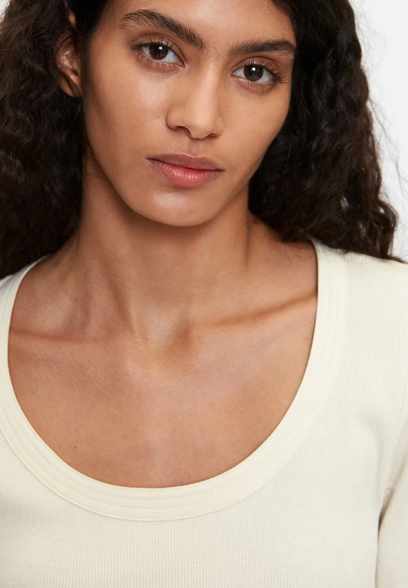 Marc O'Polo AUS ORGANIC - T-Shirt Basic - Soft Taupe 4 Marc O'Polo AUS ORGANIC - T-Shirt Basic - Soft Taupe – Bild 4