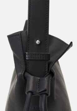 Marc O'Polo GJESA - Shopping Bag - Black -Mode Familie b37c172da1f445998e2abbc5dde0bd9a