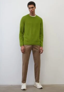 Marc O'Polo RUNDHALS REGULAR - Strickpullover - Cargo Khaki 10 Marc O'Polo RUNDHALS REGULAR - Strickpullover - Cargo Khaki -Mode Familie b37dc60c7e024ca2a38393e18d34ce3c