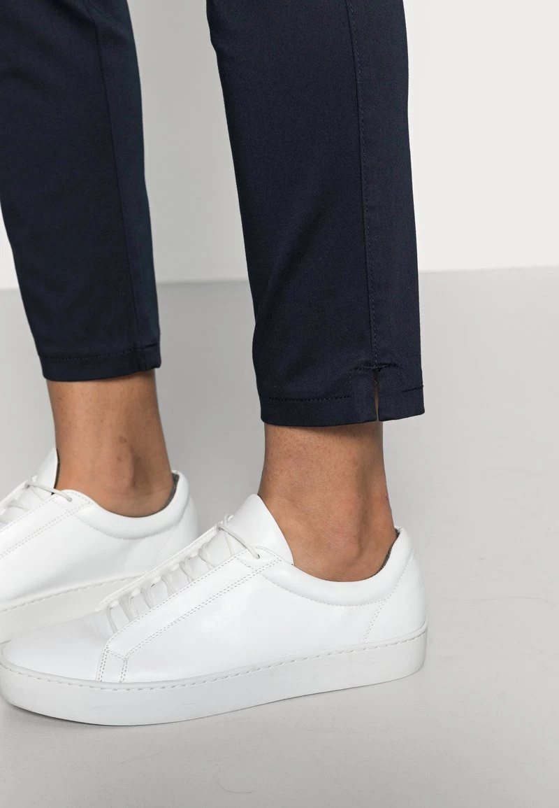 Marc O'Polo LAXA - Stoffhose - Thunder Blue 5 Marc O'Polo LAXA - Stoffhose - Thunder Blue – Bild 5