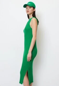Marc O'Polo SLEEVELESS ROUND NECK - Etuikleid - Vivid Green 9 Marc O'Polo SLEEVELESS ROUND NECK - Etuikleid - Vivid Green -Mode Familie bdeb147621344161978e146aeeca4f24