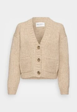 Marc O'Polo CARDIGAN LONGSLEEVE V NECK BUTTON CLOSURE - Strickjacke - Frosty Sand Melange 9 Marc O'Polo CARDIGAN LONGSLEEVE V NECK BUTTON CLOSURE - Strickjacke - Frosty Sand Melange -Mode Familie c134938f0ab34dc789aeca93464f2afe 2