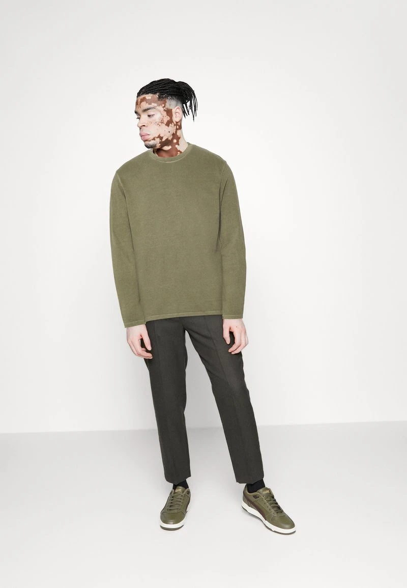 Marc O'Polo CREW EMBROIDERY - Langarmshirt - Olive 2 Marc O'Polo CREW EMBROIDERY - Langarmshirt - Olive – Bild 2