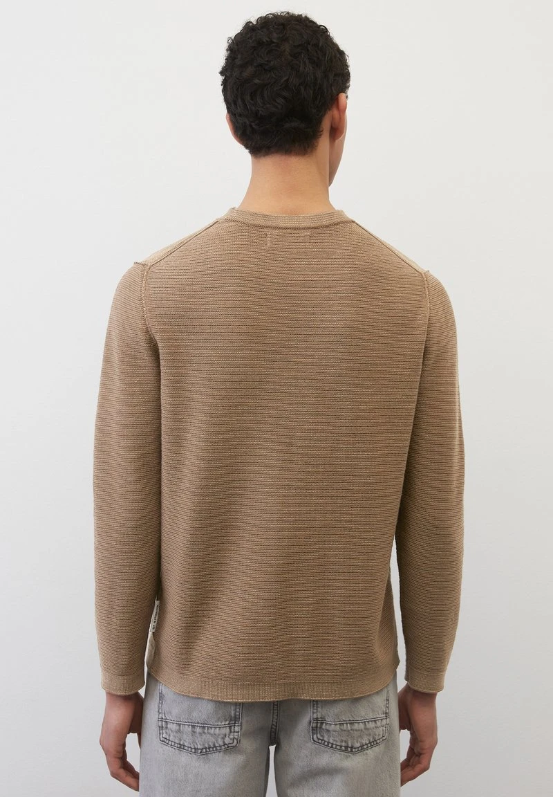 Marc O'Polo RUNDHALS REGULAR - Strickpullover - Nutshell 2 Marc O'Polo RUNDHALS REGULAR - Strickpullover - Nutshell – Bild 2