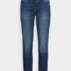 Marc O'Polo TROUSER MID WAIST BOYFRIEND FIT CROPPED LENGTH - Jeans Slim Fit - Cashmere Dark Blue Wash