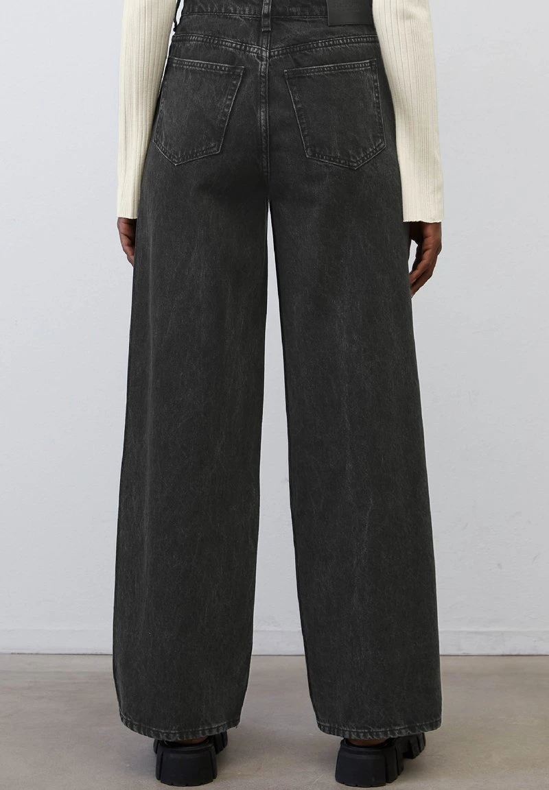 Marc O'Polo SODRA WIDE - Flared Jeans - Black Salt N Pepper Wash 3 Marc O'Polo SODRA WIDE - Flared Jeans - Black Salt N Pepper Wash – Bild 3