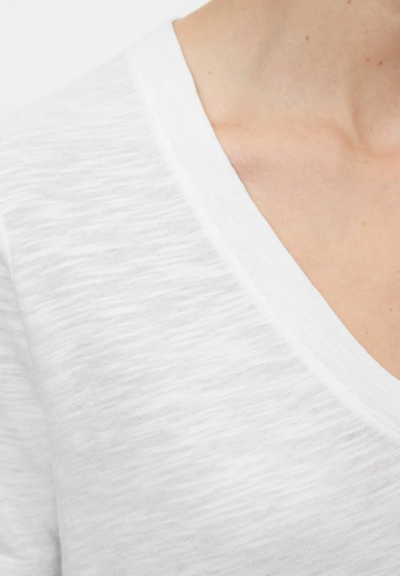 Marc O'Polo V NECK - T-Shirt Basic - White 4 Marc O'Polo V NECK - T-Shirt Basic - White – Bild 4