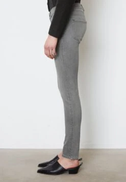 Marc O'Polo SKARA - Jeans Skinny Fit - Authentic Light Grey Wash -Mode Familie c986a02956be426987fe0a72f48ab11e