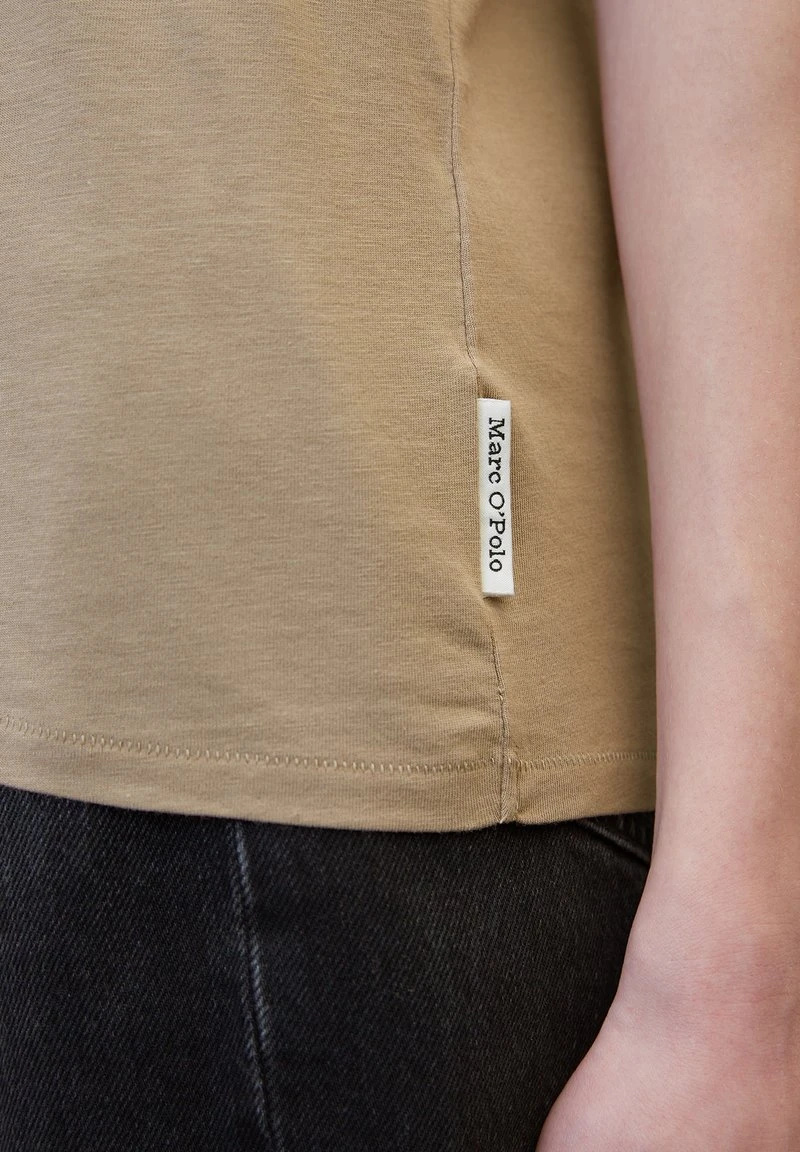 Marc O'Polo V NECK REGULAR - T-Shirt Basic - Dusty Earth 3 Marc O'Polo V NECK REGULAR - T-Shirt Basic - Dusty Earth – Bild 3