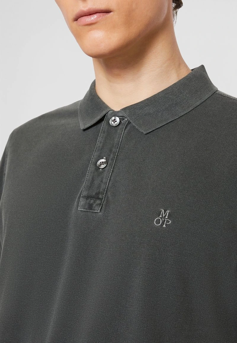 Marc O'Polo SHORT SLEEVE - Poloshirt - Pirate Black 6 Marc O'Polo SHORT SLEEVE - Poloshirt - Pirate Black – Bild 6