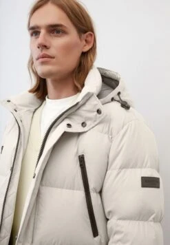 Marc O'Polo MIT WASSERABWEI - Daunenmantel - Natural 8 Marc O'Polo MIT WASSERABWEI - Daunenmantel - Natural -Mode Familie d1382d784bed440ca6deec42db851323