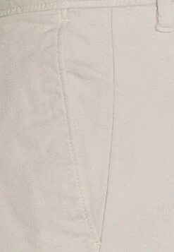 Marc O'Polo SALO - Shorts - Gray Silk 10 Marc O'Polo SALO - Shorts - Gray Silk -Mode Familie d3cdf5d5d88e49adb4e9d8d0f5c0cf27