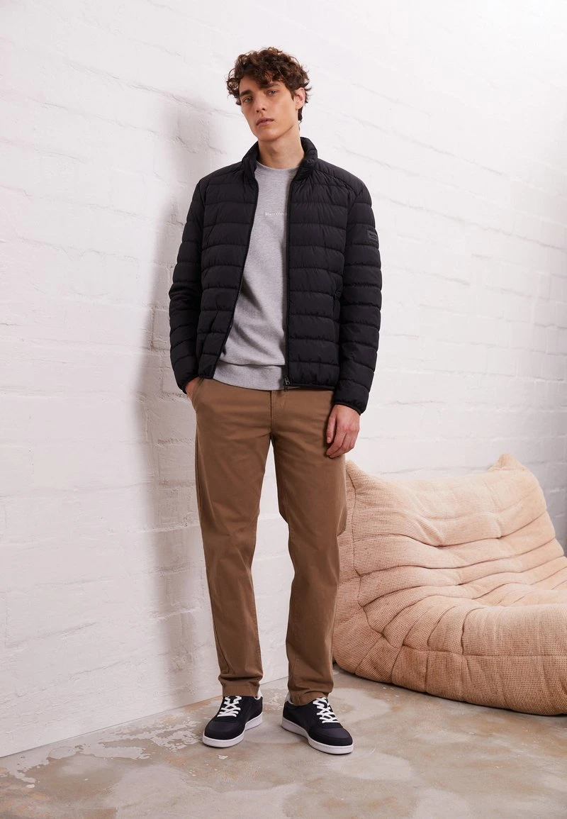 Marc O'Polo JACKET REGULAR FIT REPREVE STAND UP COLLAR 2WAY VISLON - Übergangsjacke - Black 1 Marc O'Polo JACKET REGULAR FIT REPREVE STAND UP COLLAR 2WAY VISLON - Übergangsjacke - Black