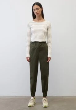 Marc O'Polo LONG SLEEVE ROUND NECK - Langarmshirt - Brown -Mode Familie d54b676ecbad492a8d579ce4652180e5