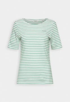 Marc O'Polo SHORT SLEEVE ROUND NECK - T-Shirt Print - Vivid Green -Mode Familie d68914cbc3444ade8c7eb57ad22a7b21