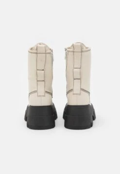 Marc O'Polo MARGOT - Schnürstiefelette - Offwhite 9 Marc O'Polo MARGOT - Schnürstiefelette - Offwhite -Mode Familie d9bd3e15dc3641c89f2ea47713f89ac3