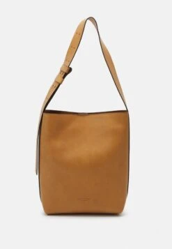 Marc O'Polo MOD. TARY - Umhängetasche - True Camel 11 Marc O'Polo MOD. TARY - Umhängetasche - True Camel -Mode Familie d9ca3ac619444100985f8a66fee97c36 1