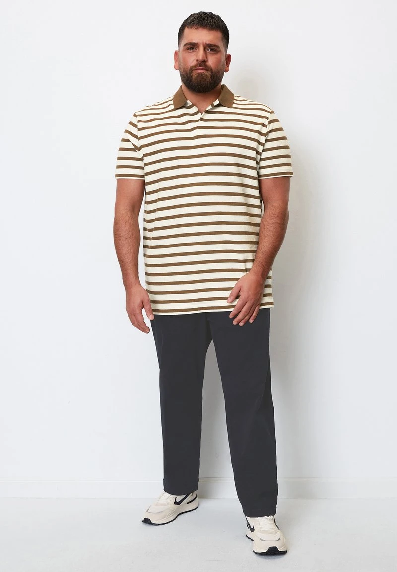 Marc O'Polo KURZARM-REGULAR AUS STRUKTURIERTEM BAU - Poloshirt - Brown 2 Marc O'Polo KURZARM-REGULAR AUS STRUKTURIERTEM BAU - Poloshirt - Brown – Bild 2