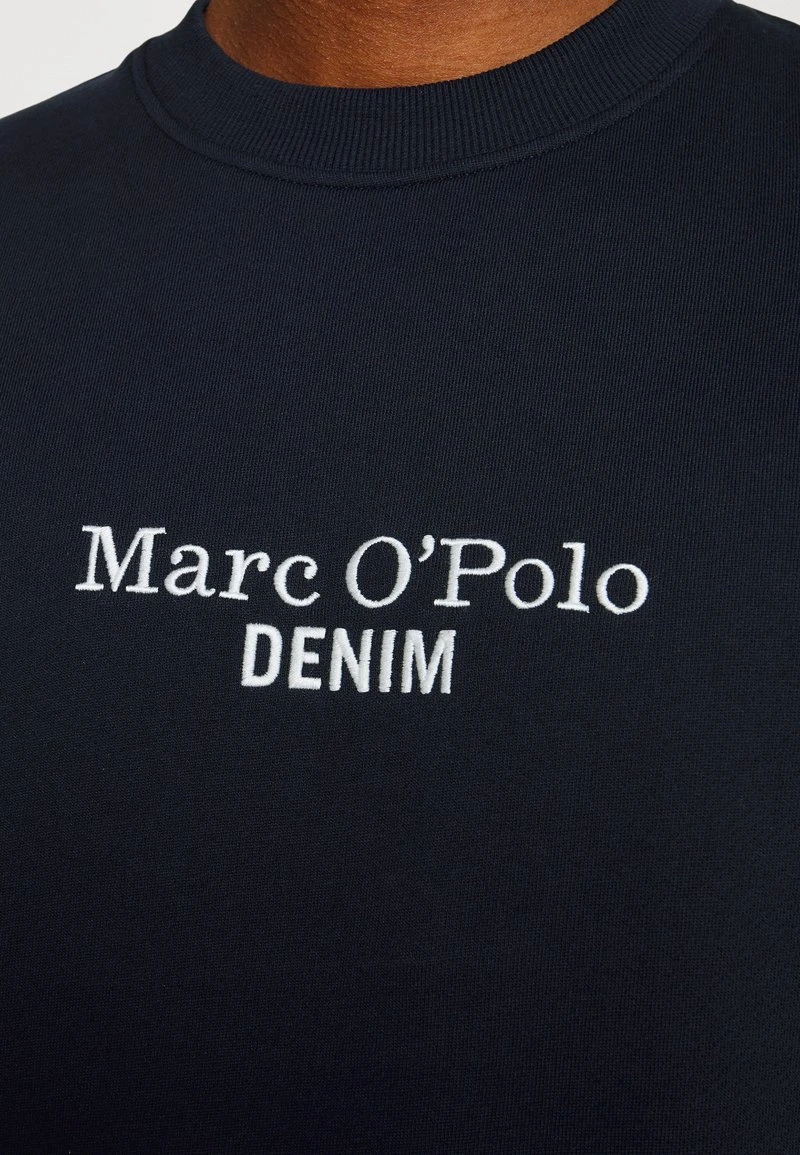 Marc O'Polo DENIM LONG SLEEVE LOGO PRINT ARTWORK - Sweatshirt - True Navy 6 Marc O'Polo DENIM LONG SLEEVE LOGO PRINT ARTWORK - Sweatshirt - True Navy – Bild 6