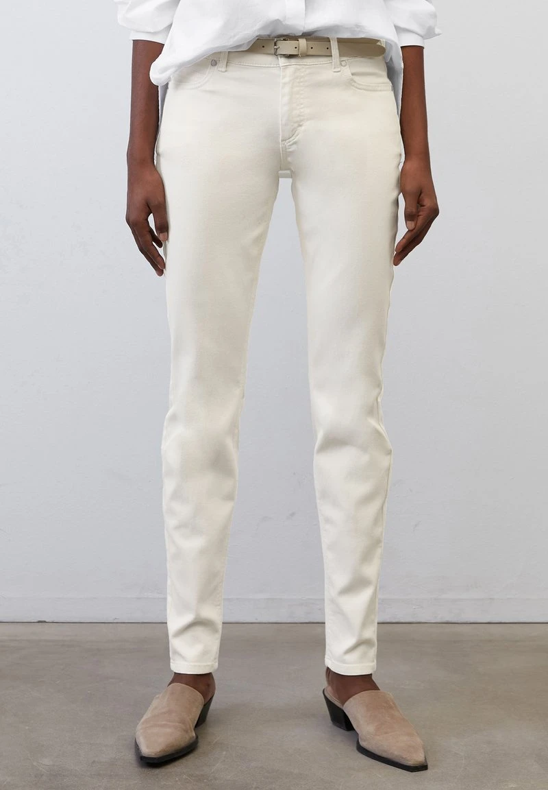 Marc O'Polo ALBY - Jeans Slim Fit - White Cotton 4 Marc O'Polo ALBY - Jeans Slim Fit - White Cotton – Bild 4